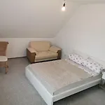 Lounge House * Burgau