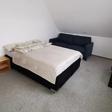 Lounge House Апартаменты *